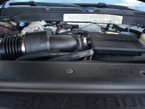 Used 2017 Chevrolet Silverado 2500 LT AWD/4WD image 20