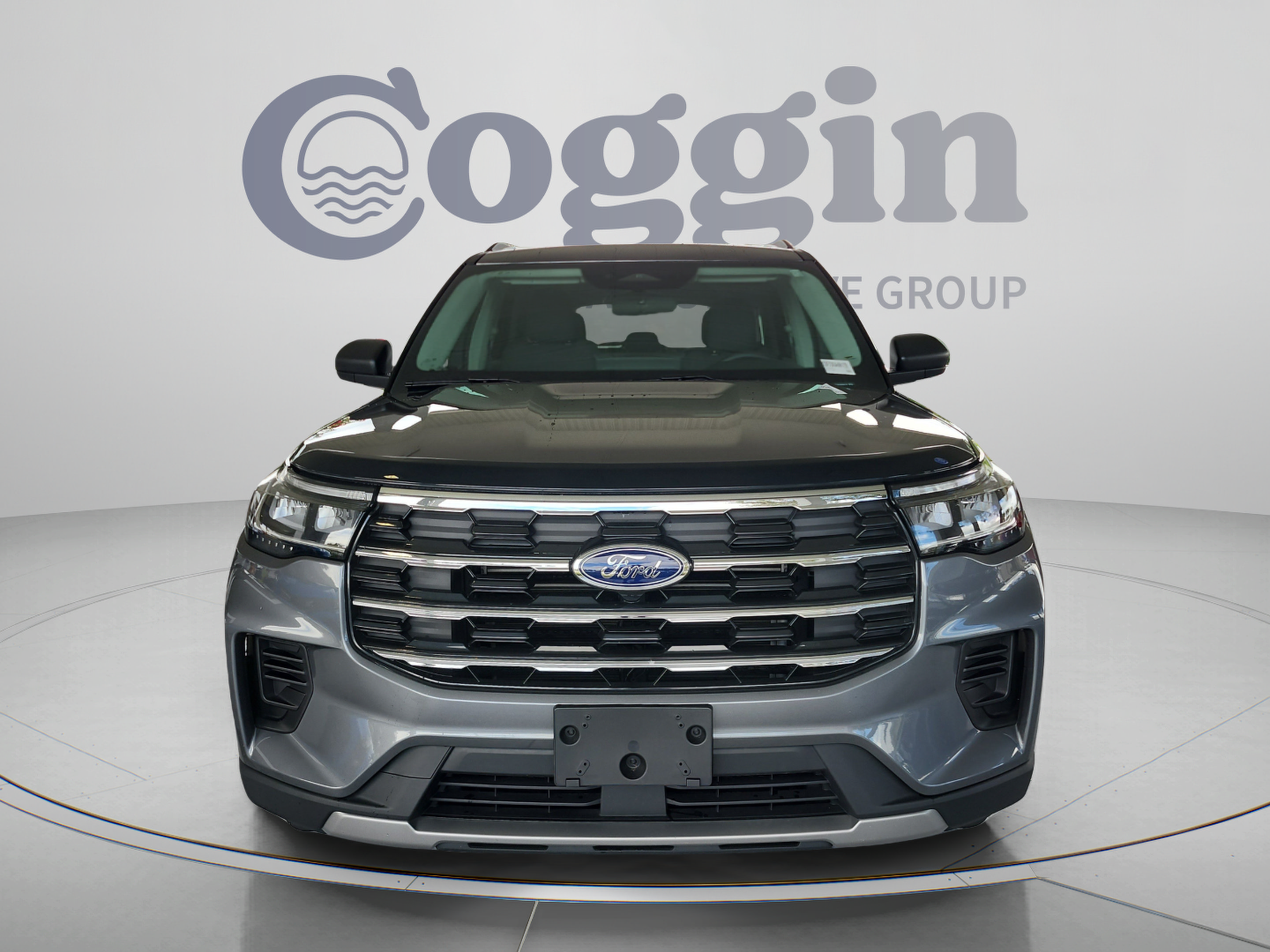 Used 2025 Ford Explorer Active RWD image 8