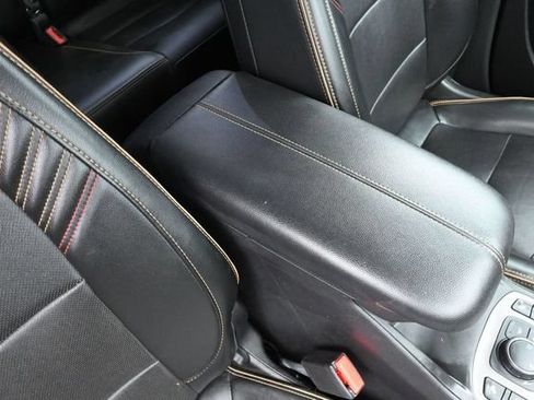 Used 2023 GMC Terrain AT4 AWD/4WD image 37