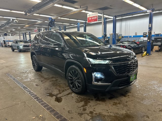 Used 2023 Chevrolet Traverse RS w/ LPO, Floor Liner Package AWD/4WD image 19