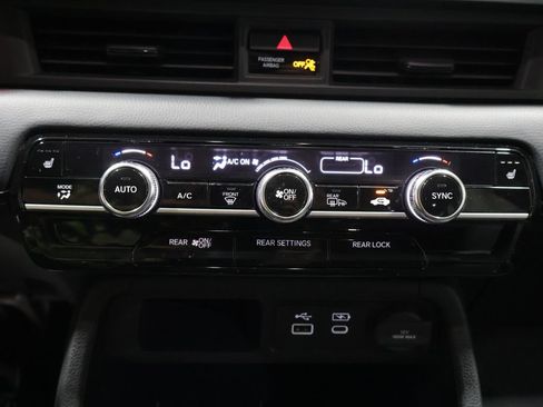 Used 2024 Honda Pilot EX-L image 31