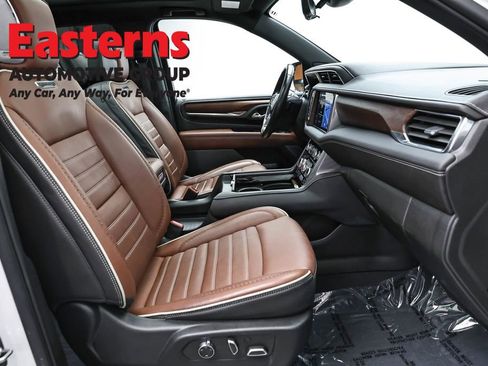 Used 2023 GMC Yukon XL Denali Ultimate w/ LPO, Floor Liner Package AWD/4WD image 28