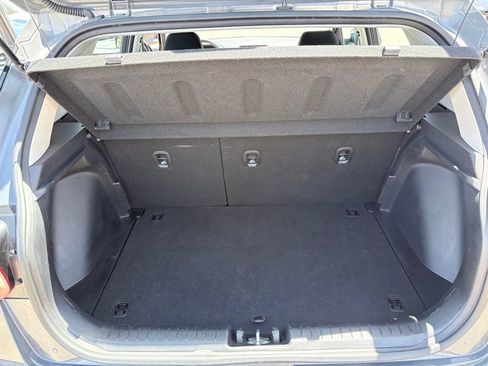 Used 2025 Hyundai Venue SEL FWD image 29