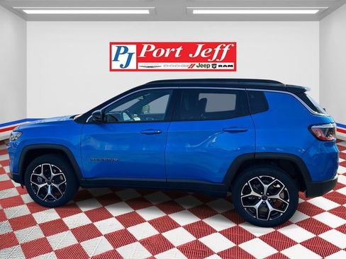 Used 2025 Jeep Compass Limited w/ Sun & Sound Group image 6