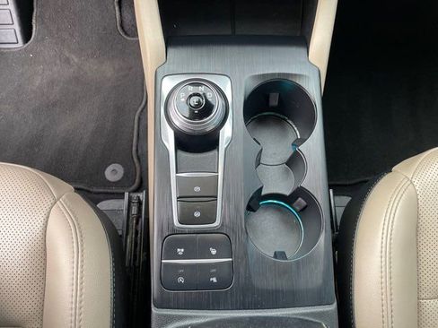 Used 2021 Ford Escape Titanium w/ Class II Trailer Tow Package image 9