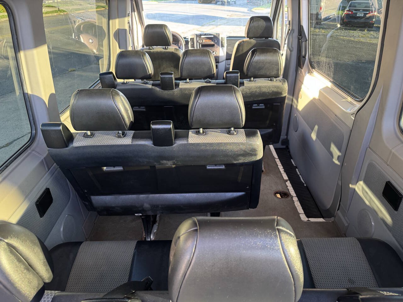 Used 2007 Dodge Sprinter 2500 w/ Cooling Group RWD image 24