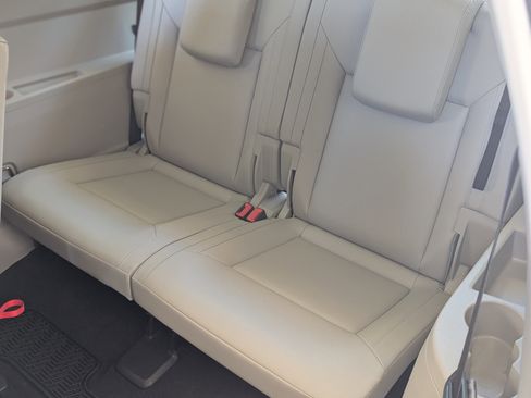 Used 2019 Volkswagen Atlas SE image 19