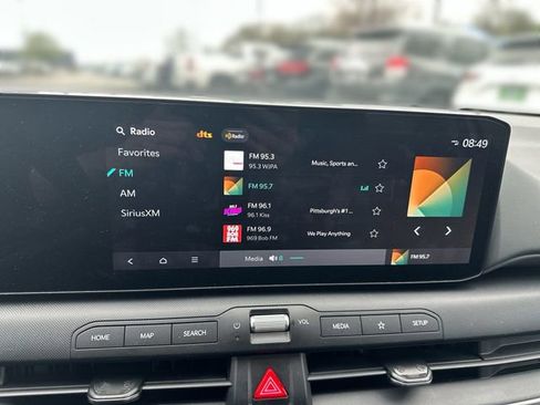 Used 2025 Kia K4 LXS image 18