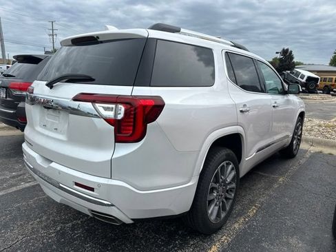 Used 2021 GMC Acadia Denali w/ Denali Technology Package FWD image 10