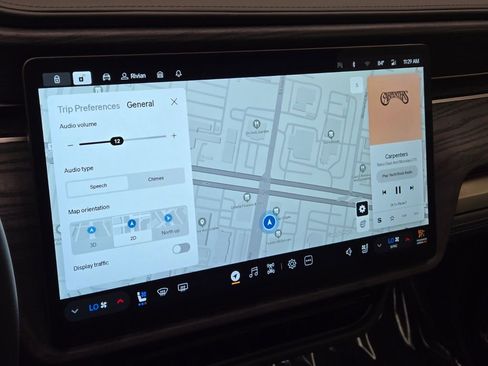 Used 2023 Rivian R1S Adventure image 36