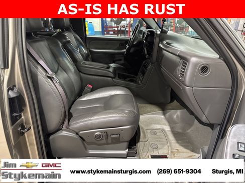 Used 2003 Chevrolet Silverado 2500 LT image 28