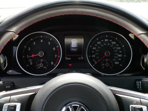 Certified 2020 Volkswagen GTI S FWD image 21