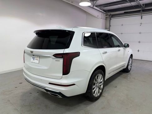 Used 2021 Cadillac XT6 Premium Luxury AWD/4WD image 6