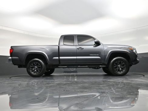 Used 2022 Toyota Tacoma SR5 image 25