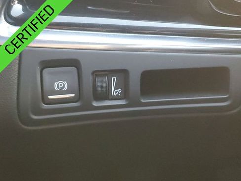 Certified 2022 Cadillac XT6 Premium Luxury image 19