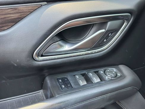 Used 2022 Chevrolet Tahoe LT w/ Luxury Package AWD/4WD image 20