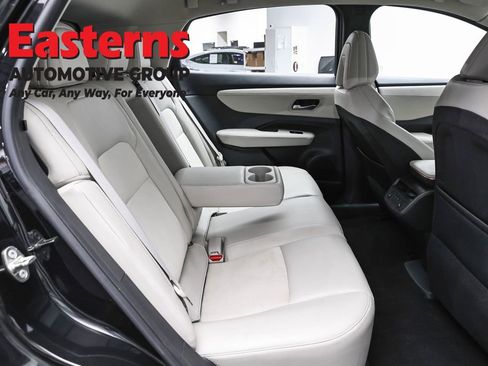 Used 2023 Nissan Ariya AWD image 24