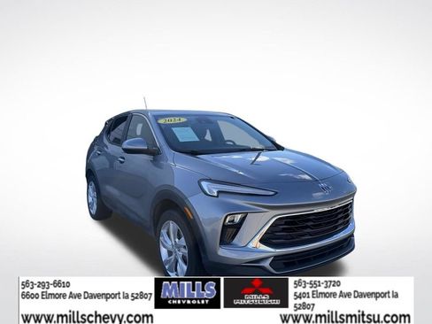 Used 2024 Buick Encore GX Preferred AWD/4WD image 7