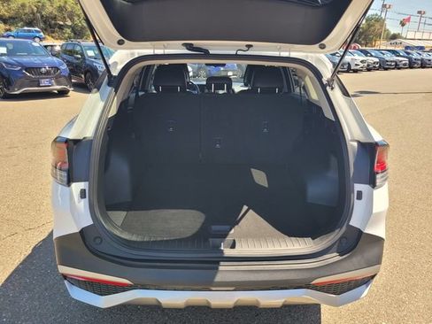 Used 2023 Kia Sportage EX FWD image 8