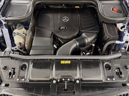 Certified 2025 Mercedes-Benz GLE 450e 4MATIC image 12