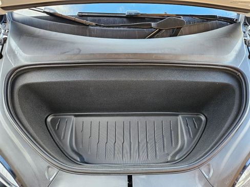 Used 2024 Tesla Model X Plaid image 25