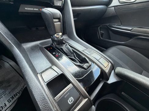 Used 2019 Honda Civic EX image 14
