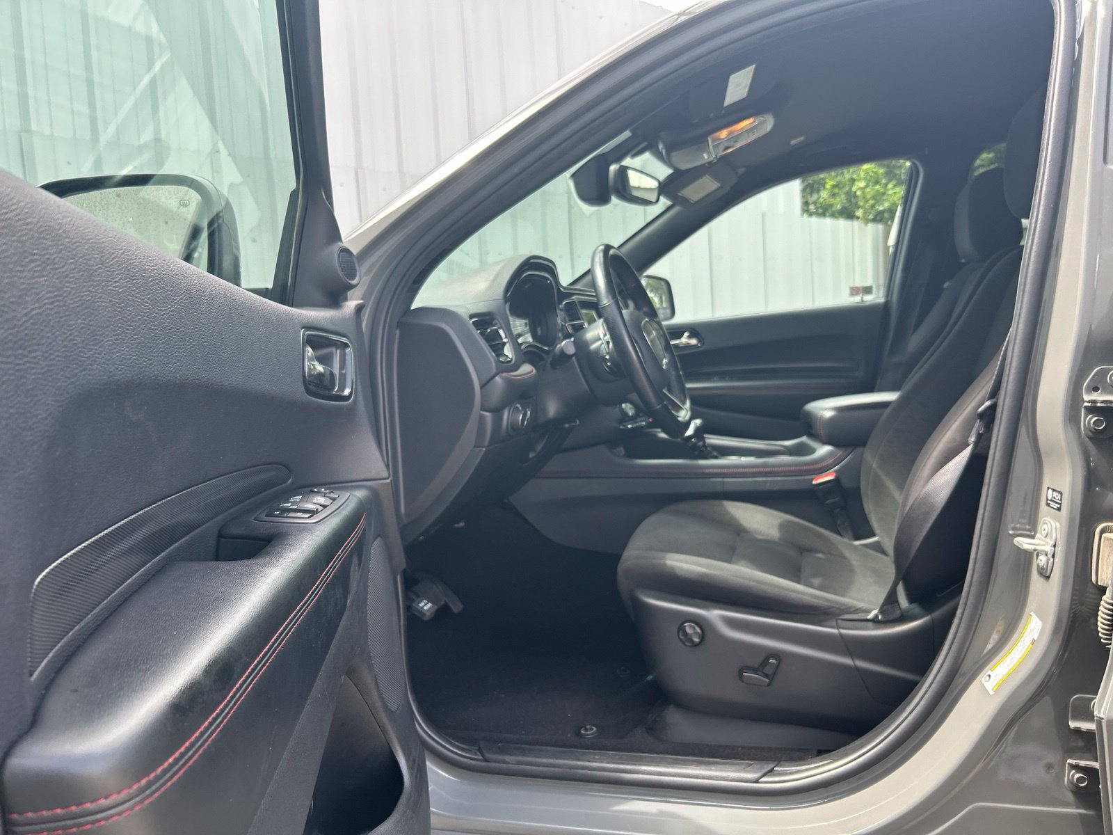 Used 2023 Dodge Durango GT RWD image 9