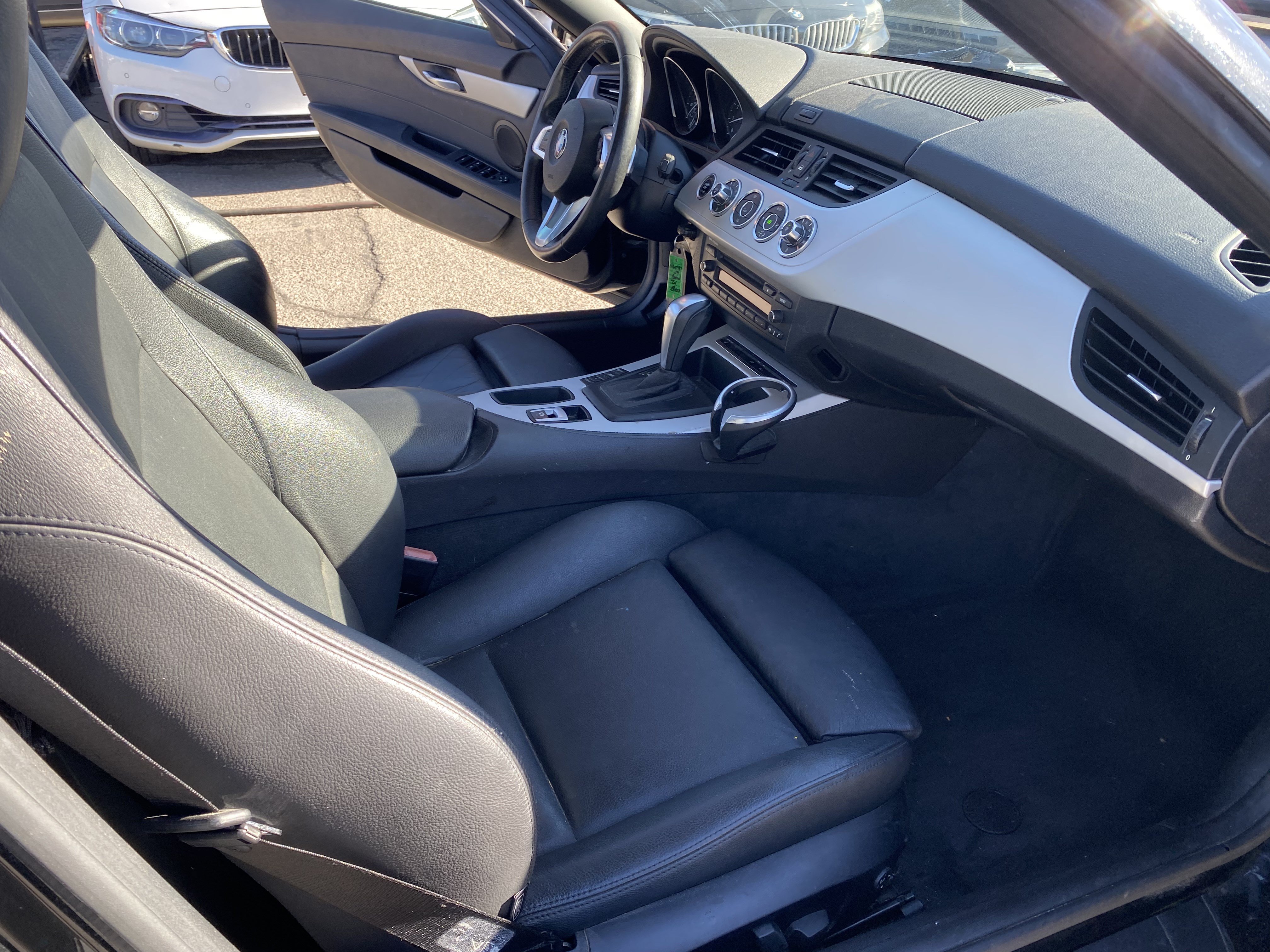 Used 2009 BMW Z4 sDrive30i w/ Premium Pkg RWD image 22