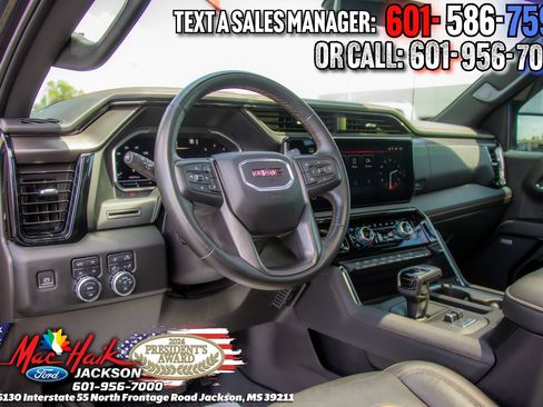 Used 2024 GMC Sierra 1500 AT4 w/ AT4 Premium Package AWD/4WD image 12
