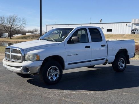 Used 2002 Dodge Ram 1500 Truck SLT image 3