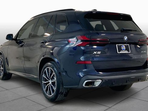 Used 2025 BMW X5 xDrive40i w/ M Sport Package image 11