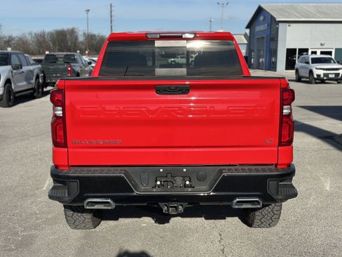 Used 2022 Chevrolet Silverado 1500 LT Trail Boss w/ Convenience Package II image 2