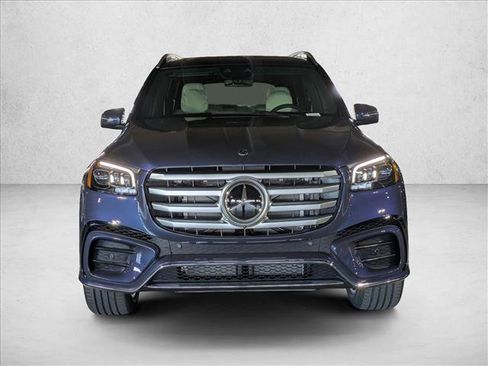 New 2026 Mercedes-Benz GLS 580 4MATIC image 6