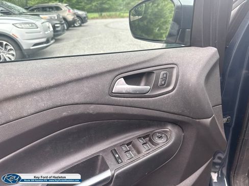 Used 2019 Ford Escape SE AWD/4WD image 15