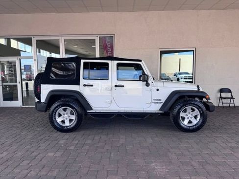 Used 2015 Jeep Wrangler Unlimited Sport w/ Quick Order Package 24S AWD/4WD image 6