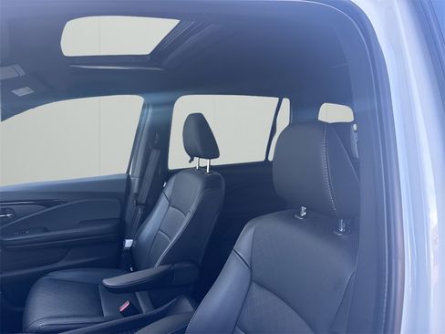 Used 2019 Honda Passport Touring image 10