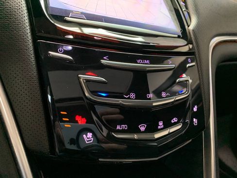 Used 2018 Cadillac XTS Luxury image 15