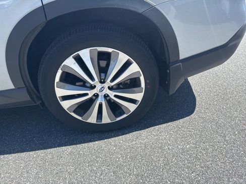 Used 2021 Subaru Ascent Touring w/ Popular Package #2A AWD/4WD image 9