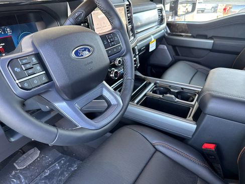 New 2026 Ford F250 Lariat w/ Black Appearance Package image 9