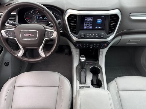 Used 2017 GMC Acadia SLT image 15