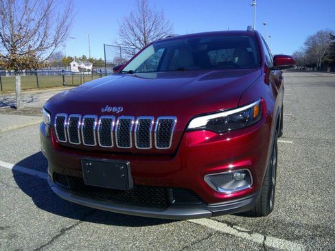 Used 2020 Jeep Cherokee Limited image 40