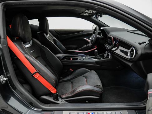 Used 2018 Chevrolet Camaro ZL1 RWD image 51