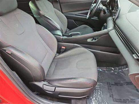 Certified 2022 Hyundai Elantra N Line image 21