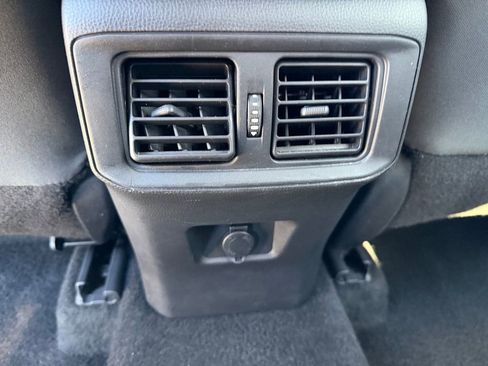 Used 2024 Toyota RAV4 LE image 26