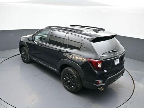 Certified 2023 Honda Passport TrailSport image 40
