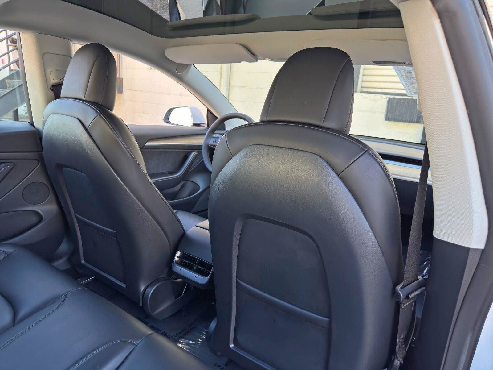 Used 2022 Tesla Model 3 Standard Range RWD image 33