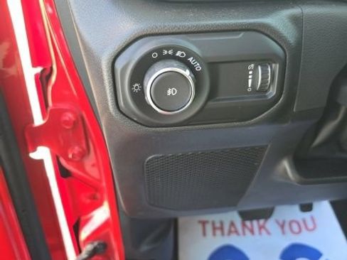 Used 2023 Jeep Wrangler Unlimited Sahara w/ Cold Weather Group AWD/4WD image 13