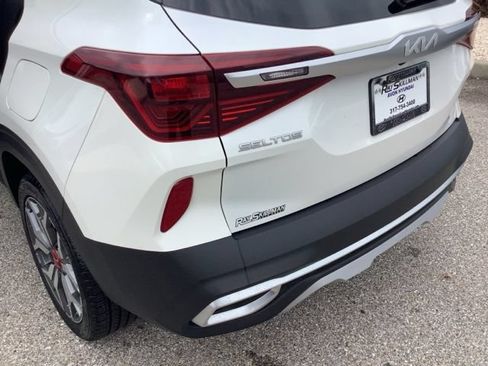 Used 2023 Kia Seltos SX w/ SX Sunroof Package AWD/4WD image 25