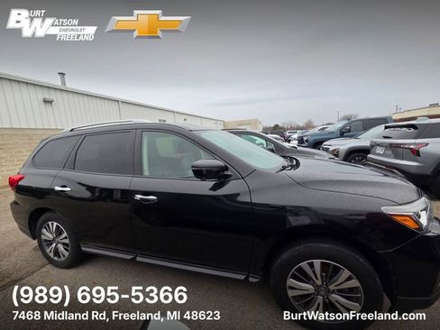 Used 2020 Nissan Pathfinder SL AWD/4WD image 1