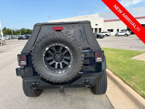 Used 2013 Jeep Wrangler Unlimited Sport AWD/4WD image 5